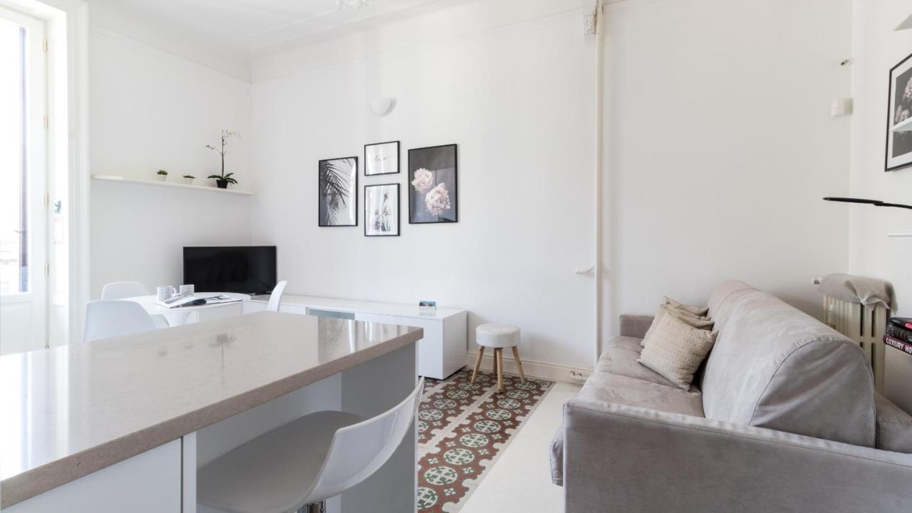 Italianway - Garigliano 7 Apartment Milan Bagian luar foto