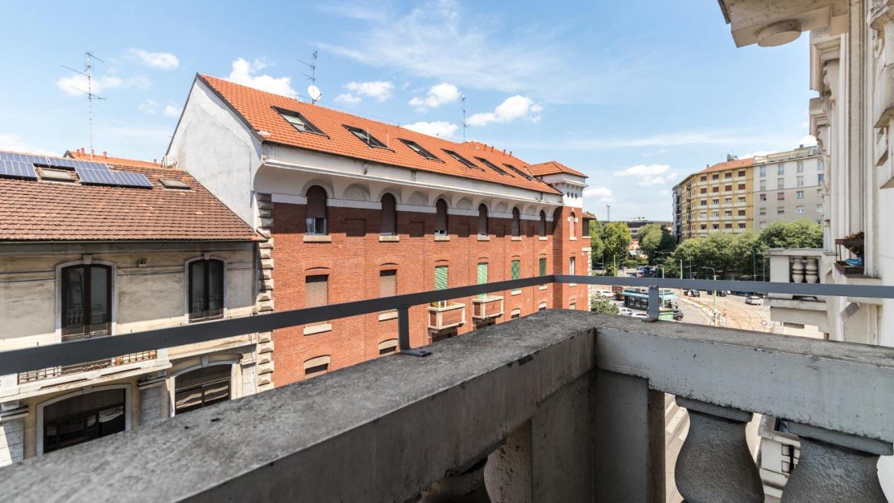 Italianway - Garigliano 7 Apartment Milan Bagian luar foto