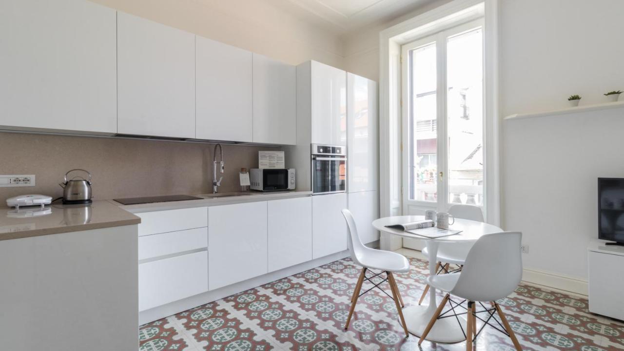 Italianway - Garigliano 7 Apartment Milan Bagian luar foto