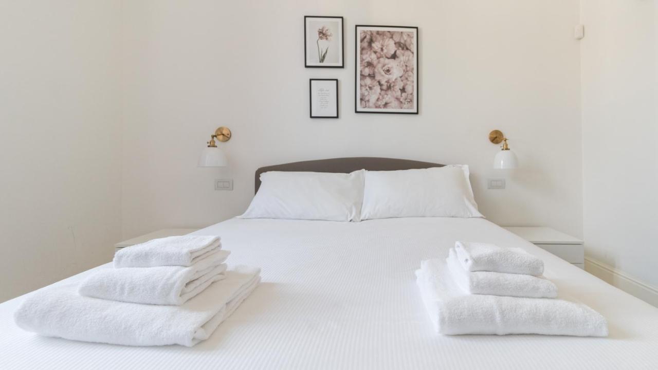 Italianway - Garigliano 7 Apartment Milan Bagian luar foto